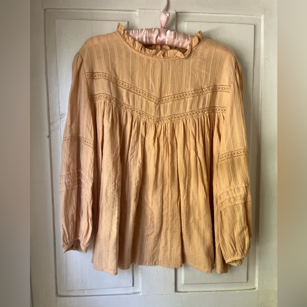 Universal Thread flowy Top
